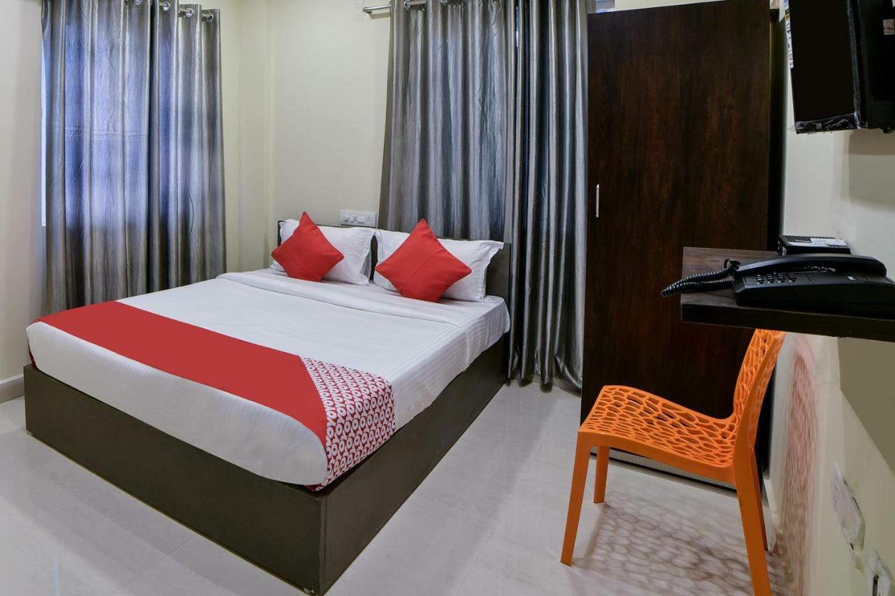 Oyo 16606 Iconic Living Hotel Hyderabad Luaran gambar